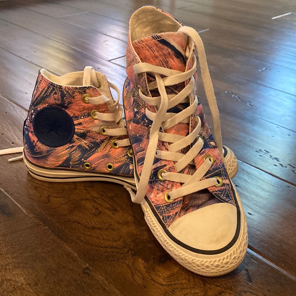 Converse, All Star high tops. Satin textile with gold embroidery. Size 6.5